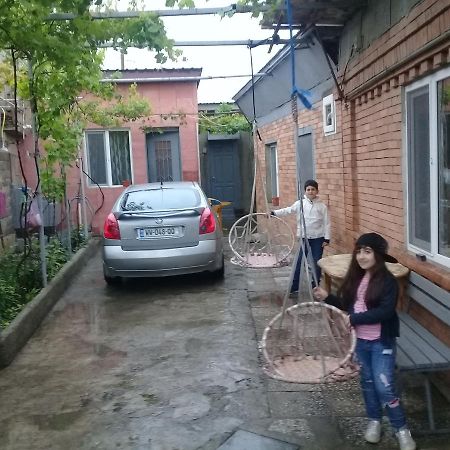Guest House Gikacha Тбілісі Екстер'єр фото