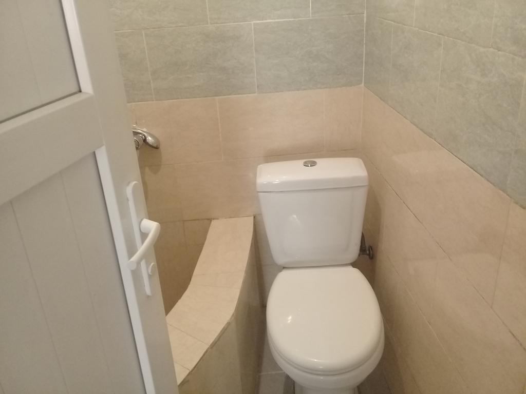 Guest House Gikacha Тбілісі Екстер'єр фото